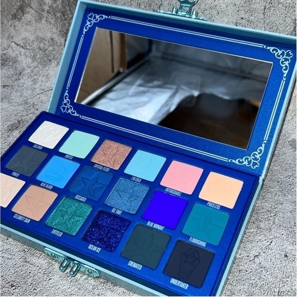 ⭐️ Jeffree ⭐️Star ⭐️ Blue Blood Palette - Picture 12 of 15